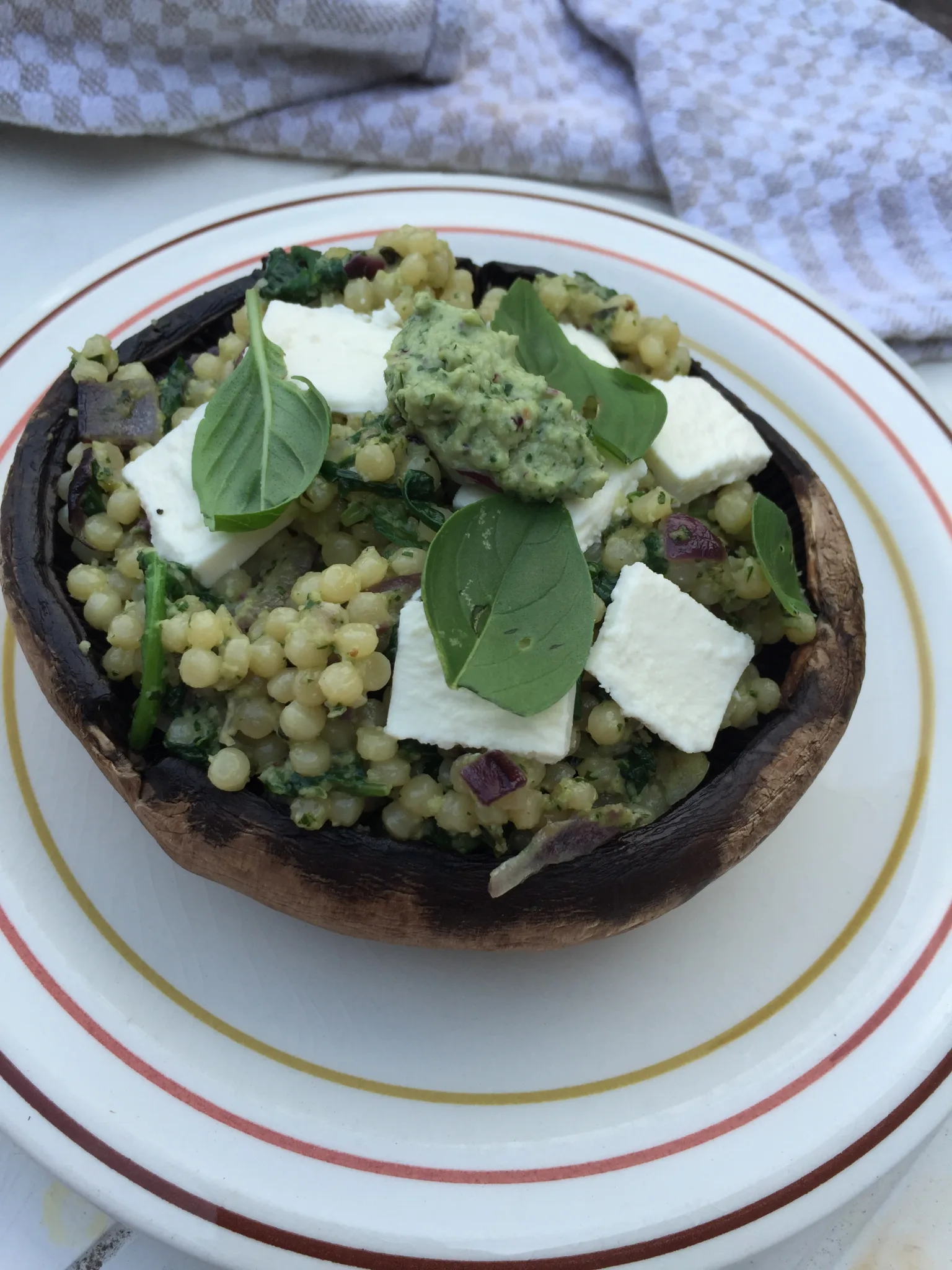 Portabello parelcouscous feta