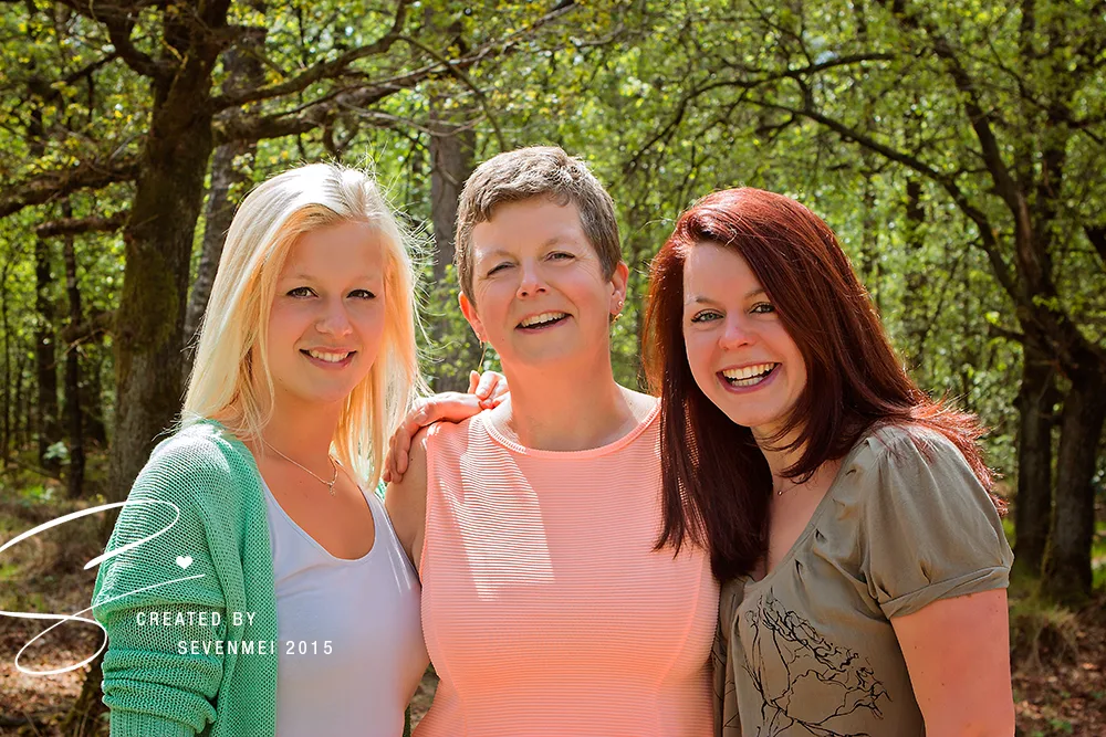 Carmen, mama, Ine.