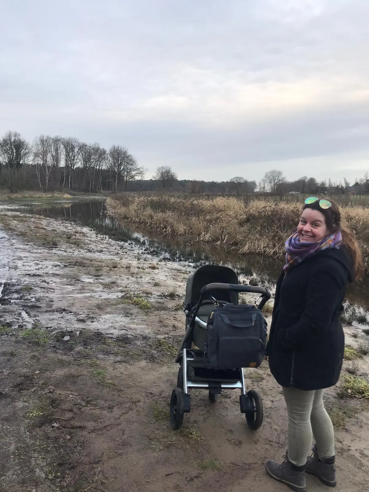 EE1CCDB0-912D-4D18-B1A1-EB21549FC002